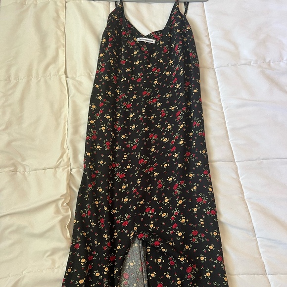 Reformation Bates Dress - Picture 4 of 6